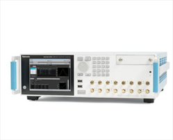 Signal Generators AWG5200 Tektronix